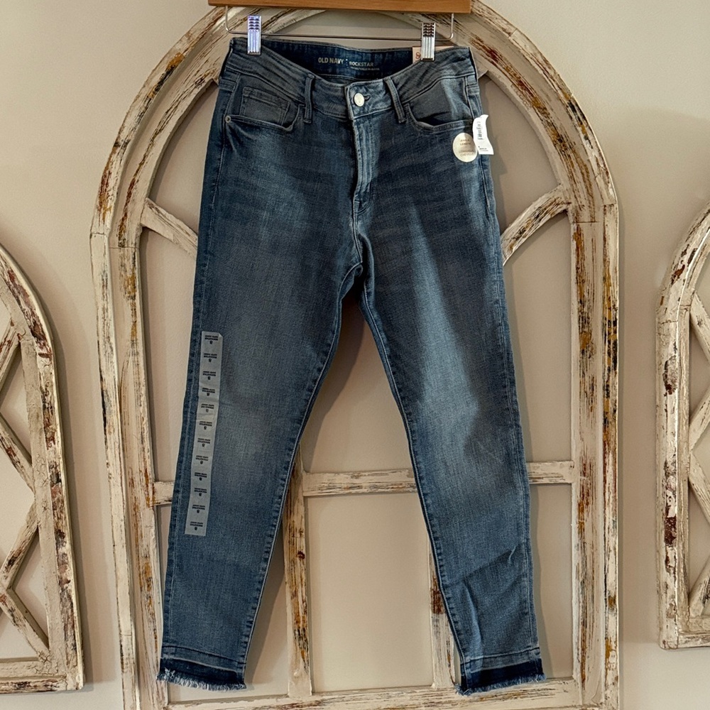 Old Navy Rockstar Super Skinny Ankle Jeans- Size 8- NWT